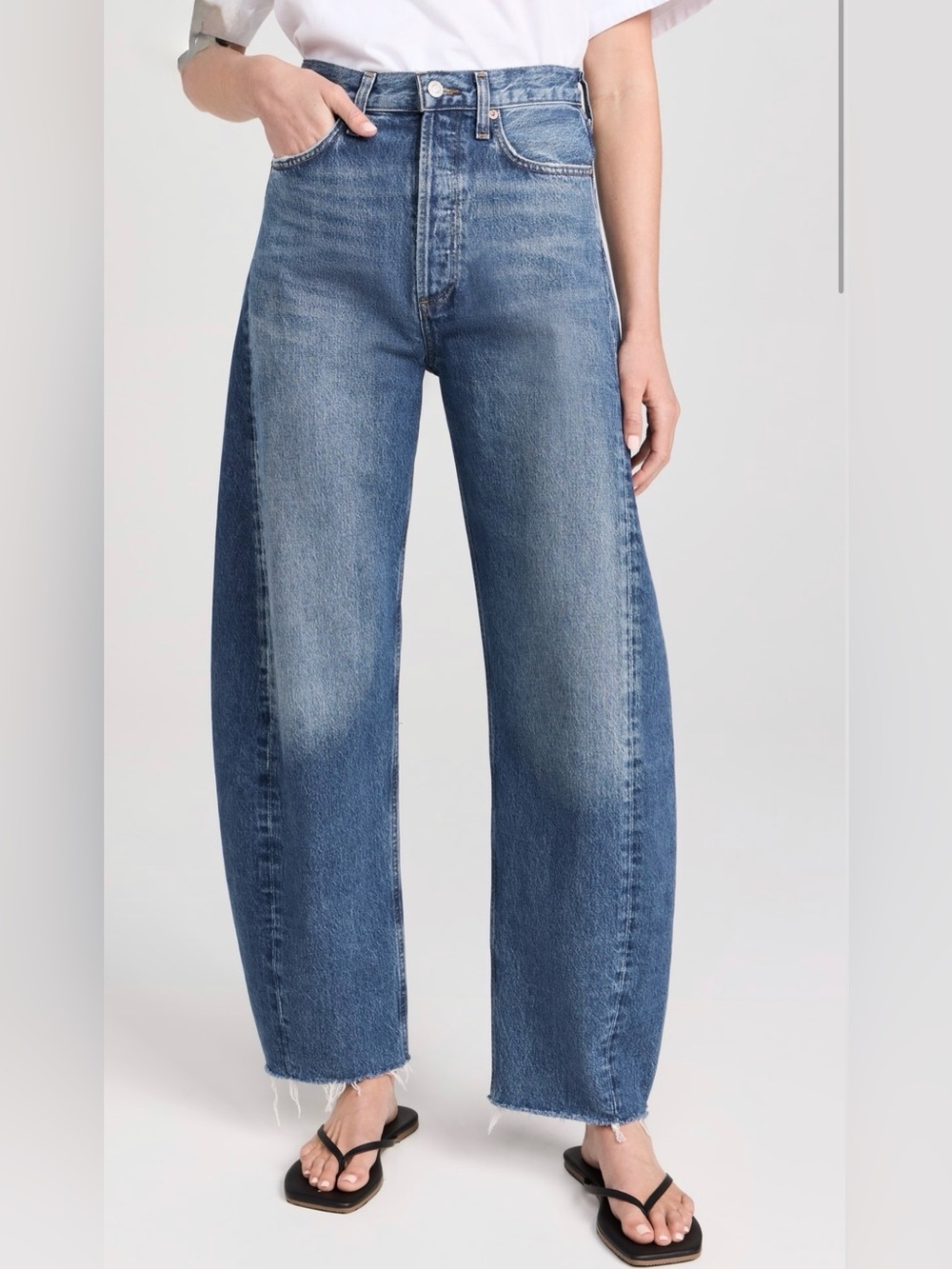 LIKE NEW size 29 Agolde Luna High Rise Curved Taper Jeans in color “Split”